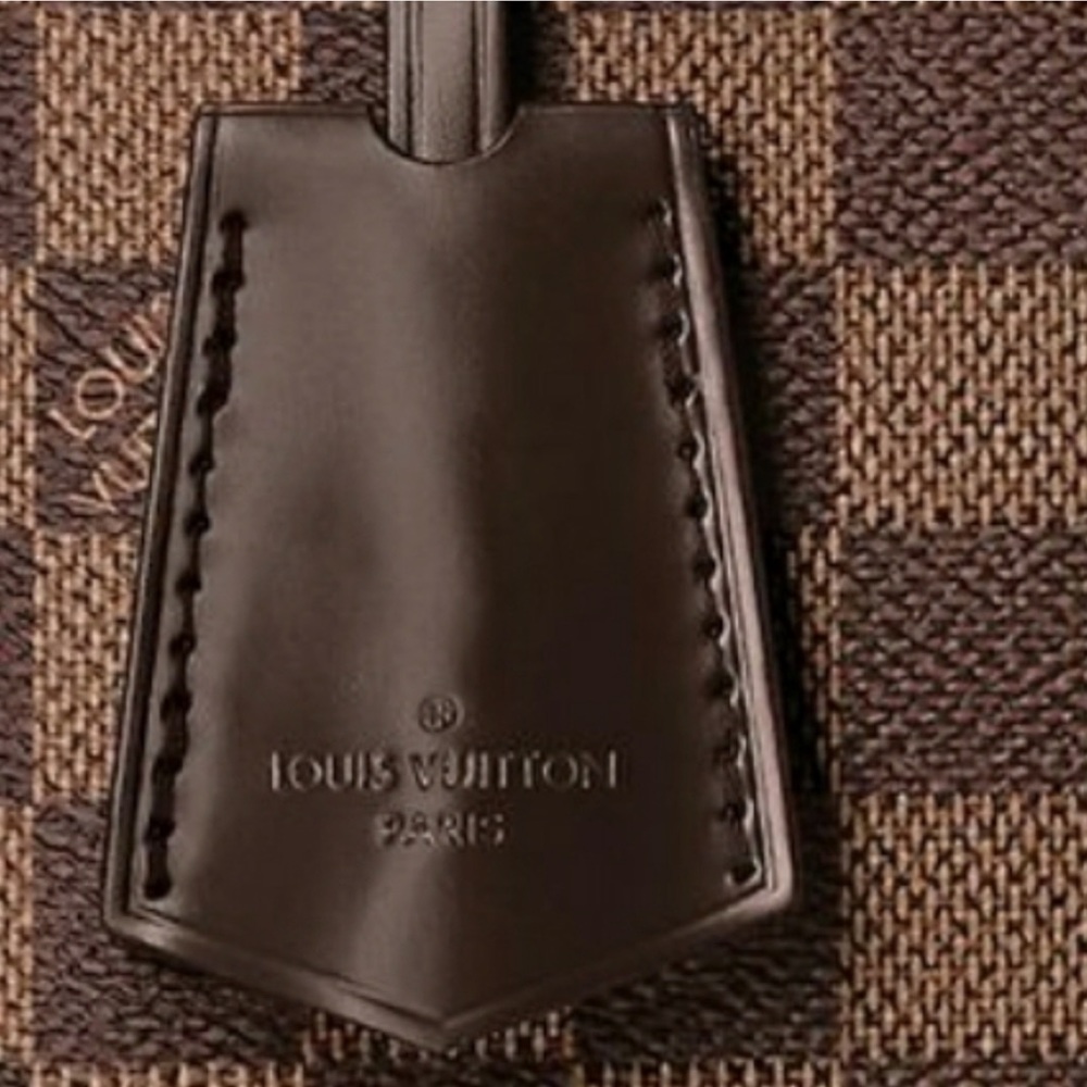 ISO of key bell Clochette for my Alma PM bag! TIA